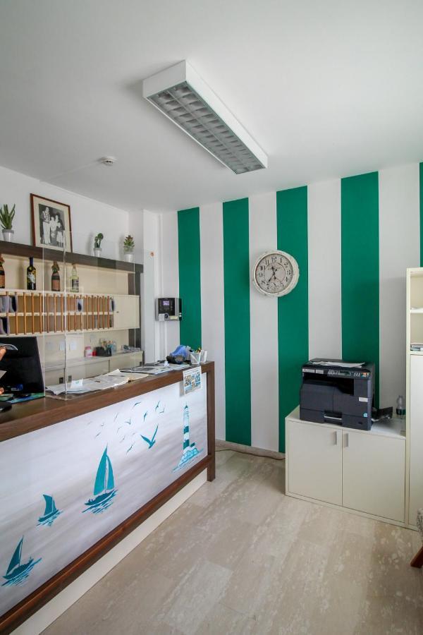 Residence Riviera Albenga Eksteriør bilde